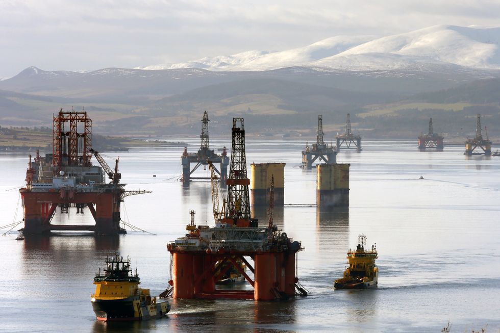 Oil rigs in Invergordon