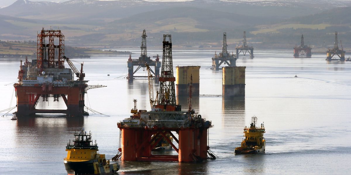 Energy chiefs urge Labour to ‘prioritise North Sea oil’ following emergency talks Energy chiefs urge Labour to ‘prioritise North Sea oil’ following emergency talks