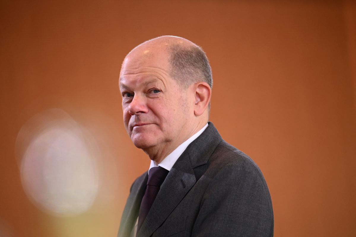 Germany plans to COPY Britain's Rwanda migration plan as Scholtz Germany plans to COPY Britain's Rwanda migration plan as Scholtz