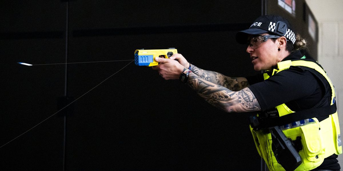 Tasers and ammunition vanish in SECOND Met Police blunder just days after force lose weapons outside Sadiq Khan’s home Tasers and ammunition vanish in SECOND Met Police blunder just days after force lose weapons outside Sadiq Khan’s home