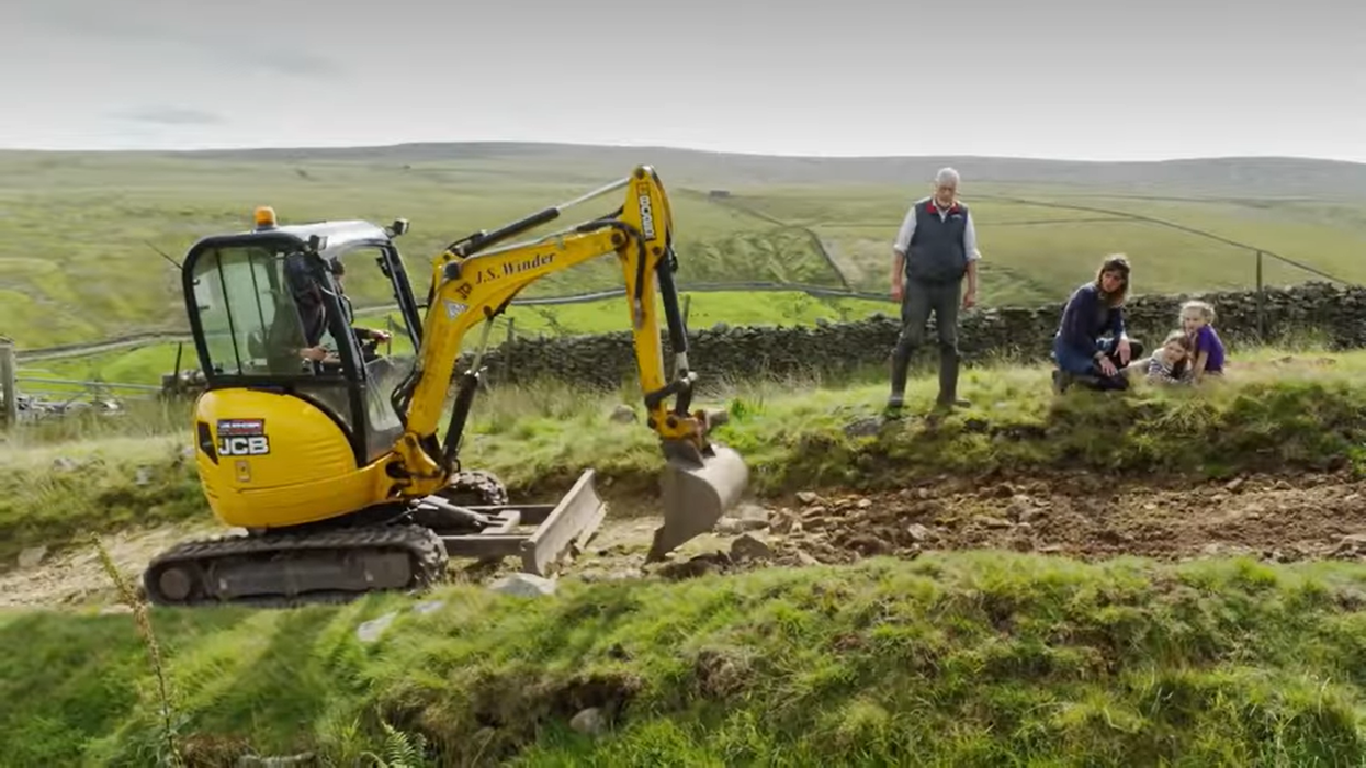 Our Farm Next Door: Amanda and Clive Owen