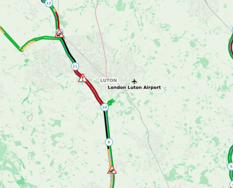 Overturned HGV on the M1
