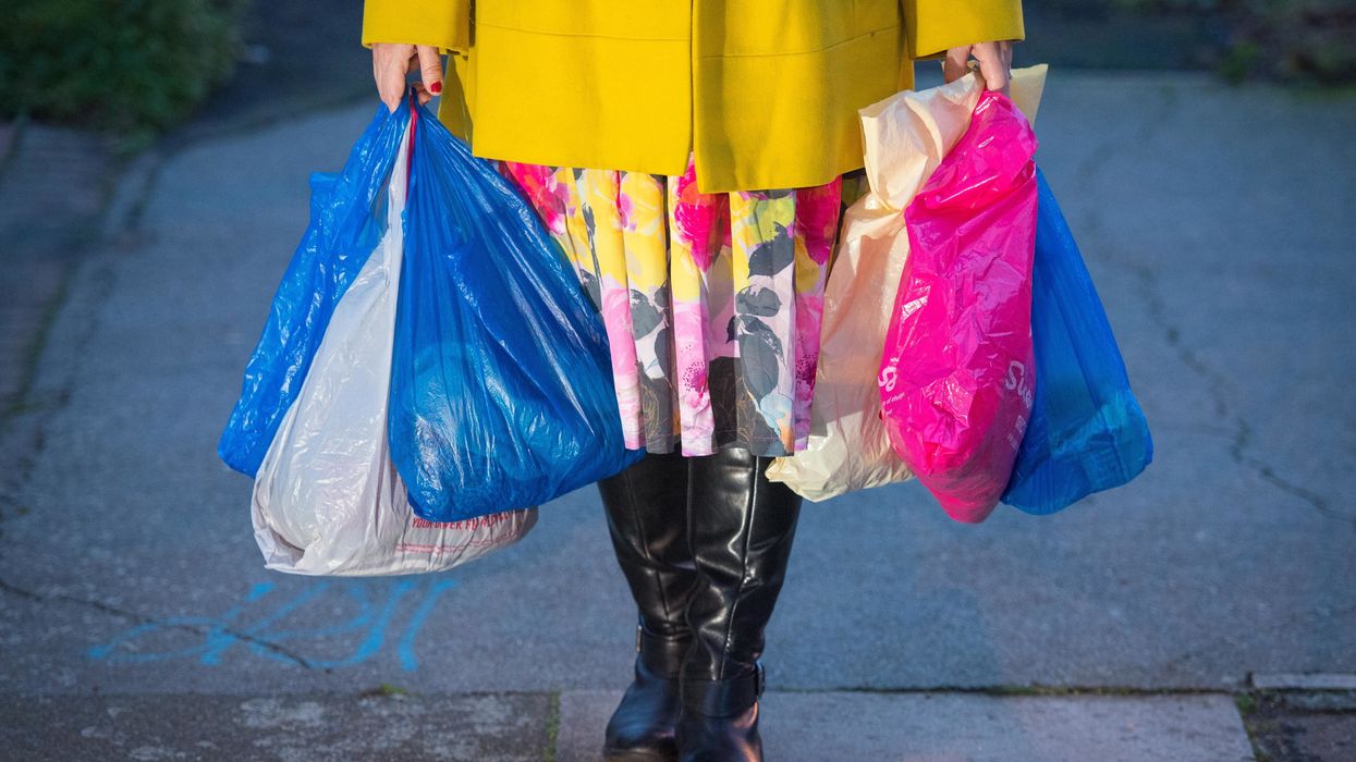 British tourists warned little known law could see them slapped with £1000 fine for using plastic bags in Egypt