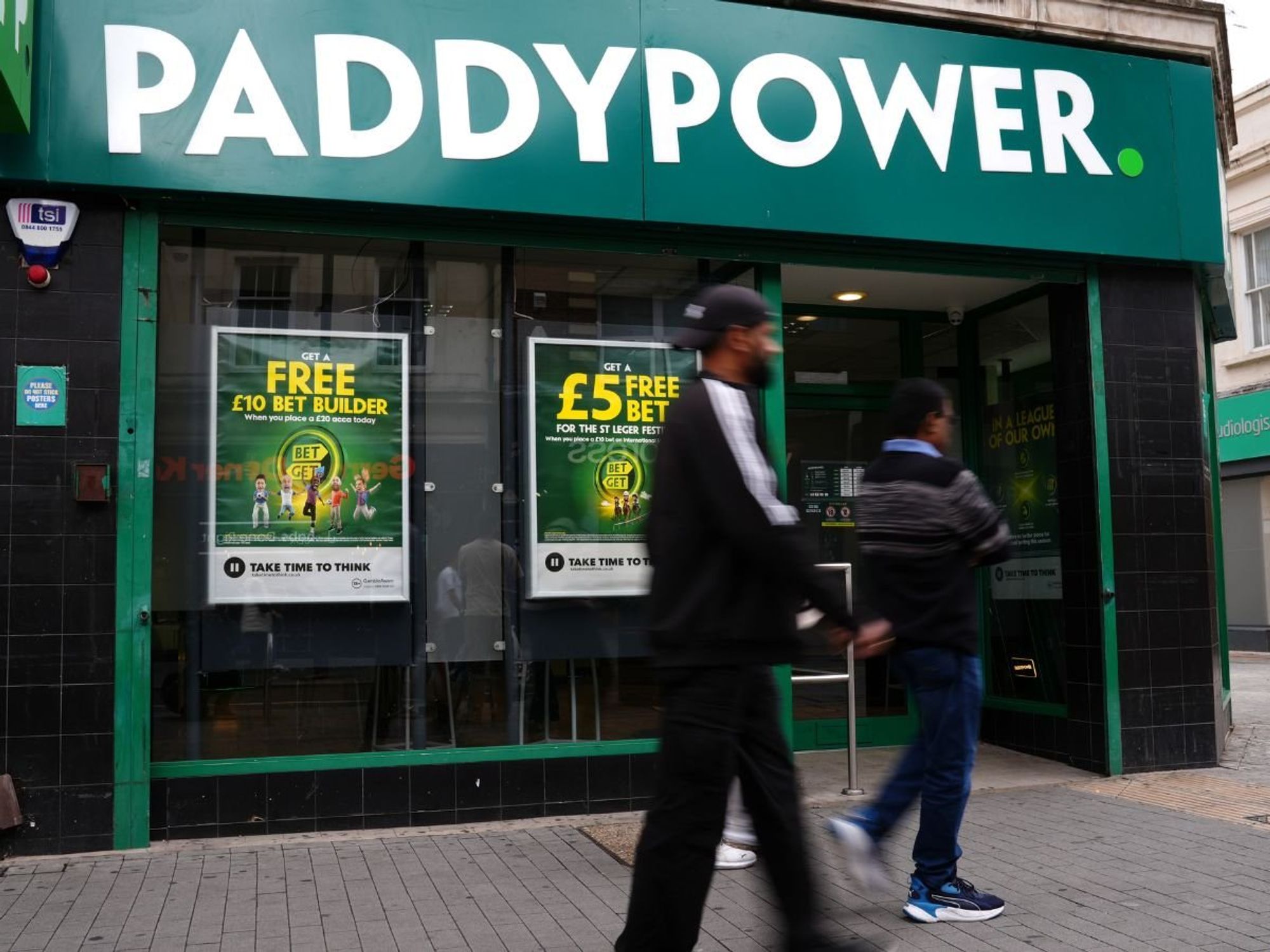 Paddy Power shop
