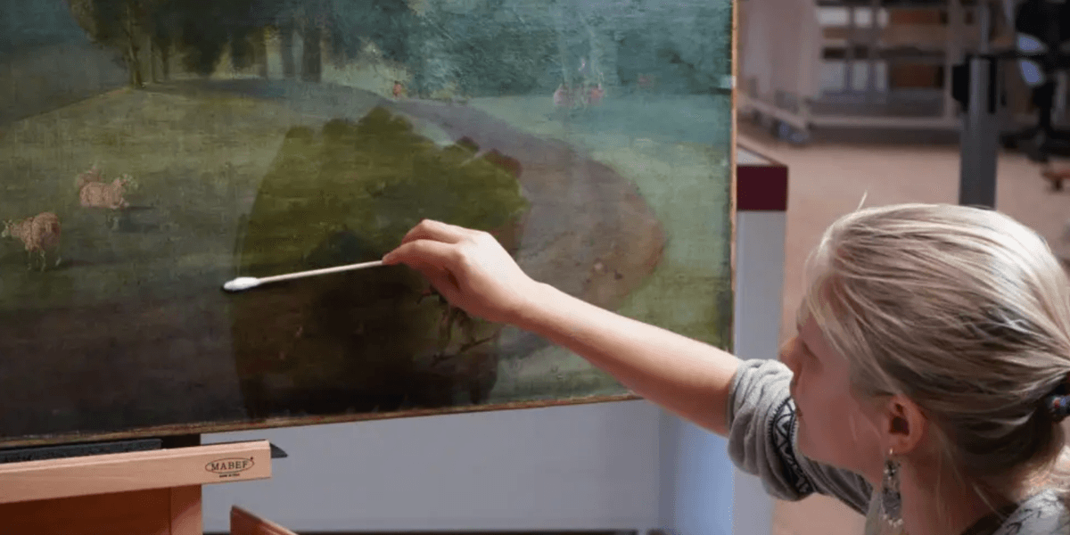 ‘Extraordinary discovery hidden beneath’ old painting as charity reveals ‘rare’ find ‘Extraordinary discovery hidden beneath’ old painting as charity reveals ‘rare’ find