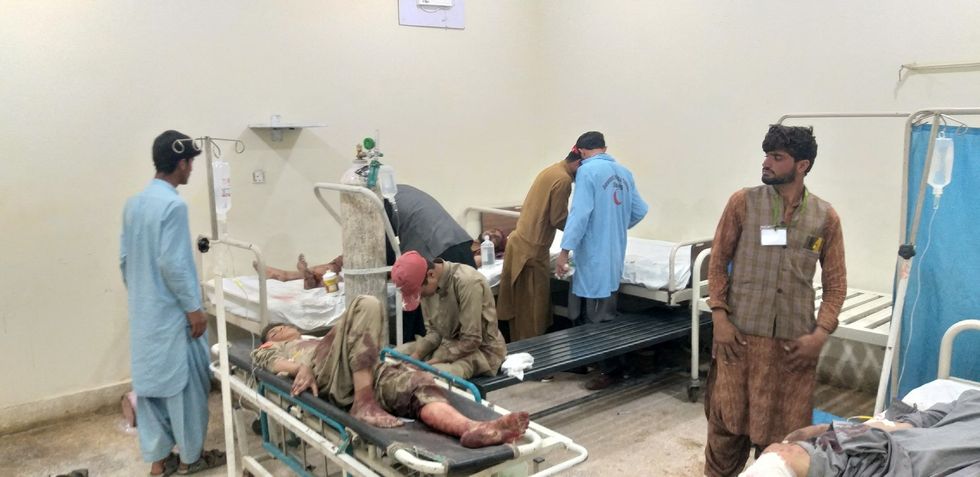 Pakistan hospital following the explosion