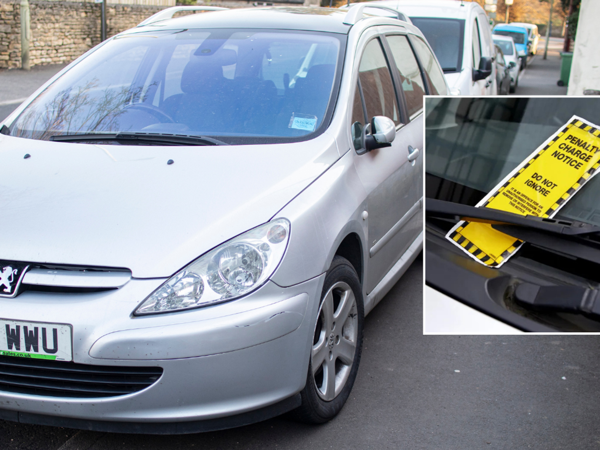 Parking ticket and pavement parking on kerb