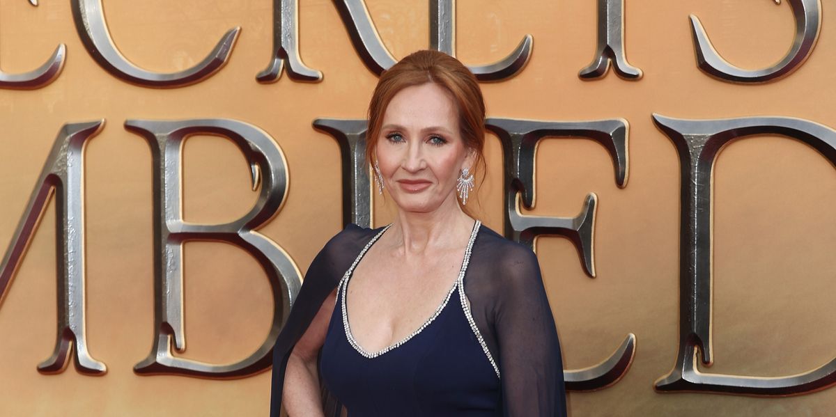NextImg:'Give JK Rowling a damehood!' Mike Parry praises author for 'clarity on the way that she speaks out'