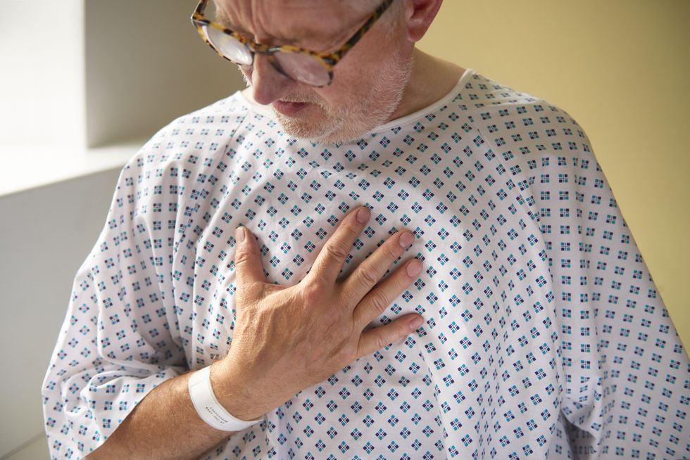 PATIENT WITH HEAD FAILURE