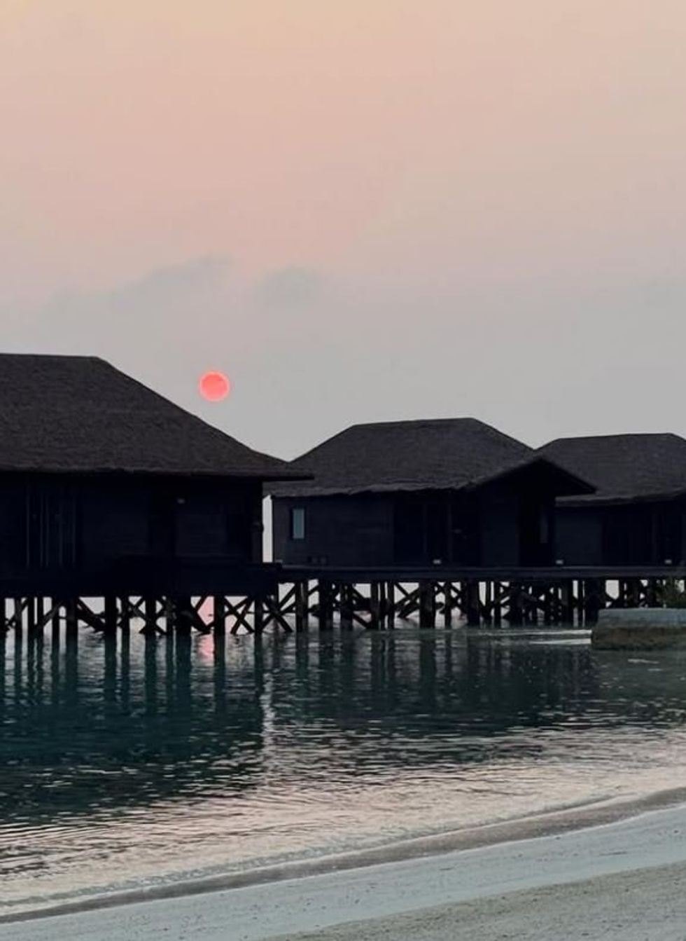 Patrick Christys and Emily Carver's Maldives holiday: The sun sets