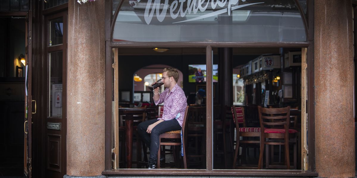 NextImg:Wetherspoon announces new limited-time drinks menu featuring alcoholic drinks from well-known breweries
