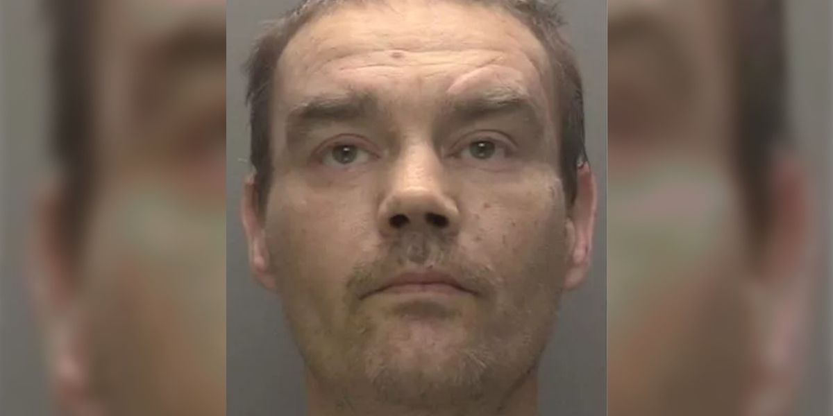 NextImg:Bungling burglar jailed after leaving trail of own blood during break-in spree