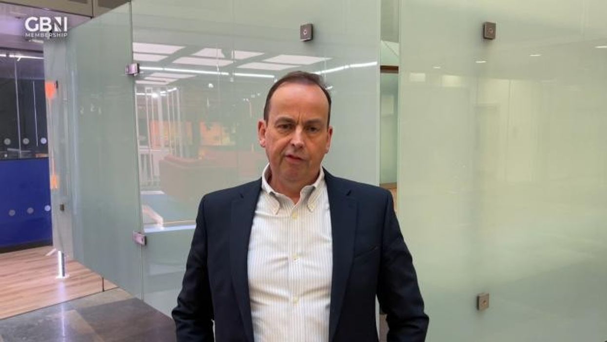 GB News' Paul Coyte wades in on Gary Lineker and Alan Shearer criticising Harry Kane