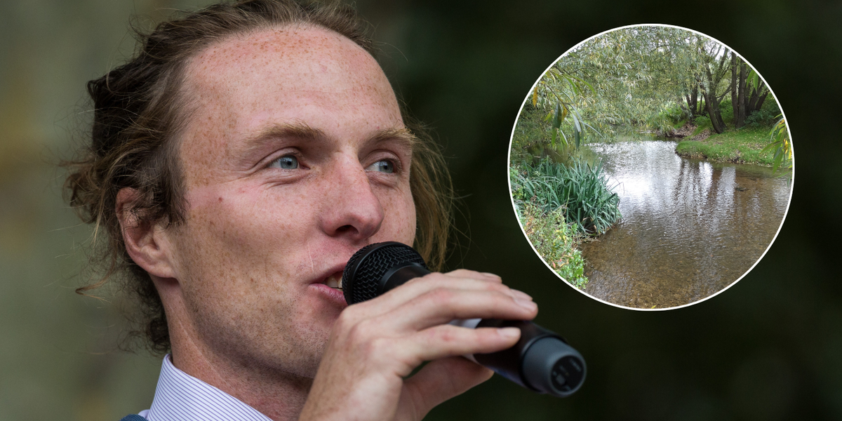 NextImg:Green activist becomes 'first person in England' to swear jury oath on a RIVER