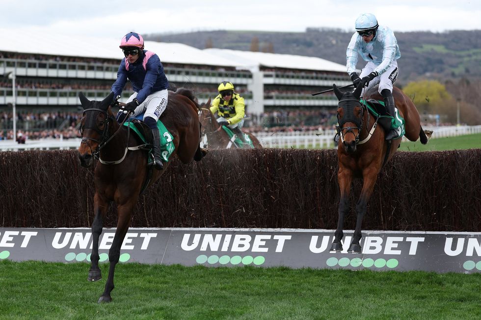 Paul Townend claimed victory with King Rasko Grey, whilst De Boinville secured second place aboard Act of Innocence