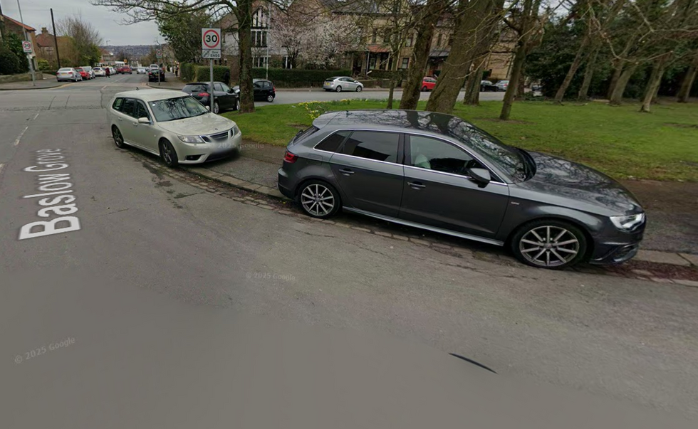 Pavements have been taken over by cars\u200b