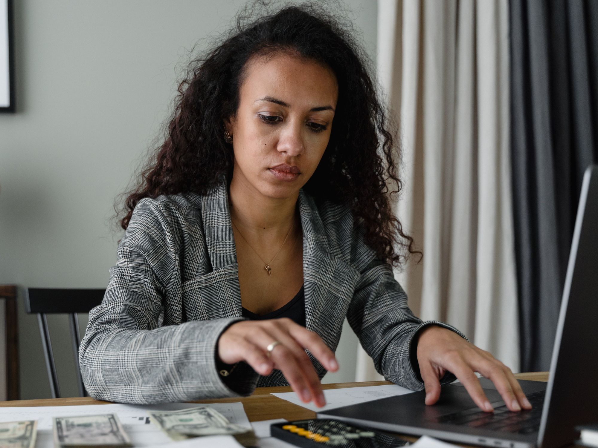 Pension saver doing calculations