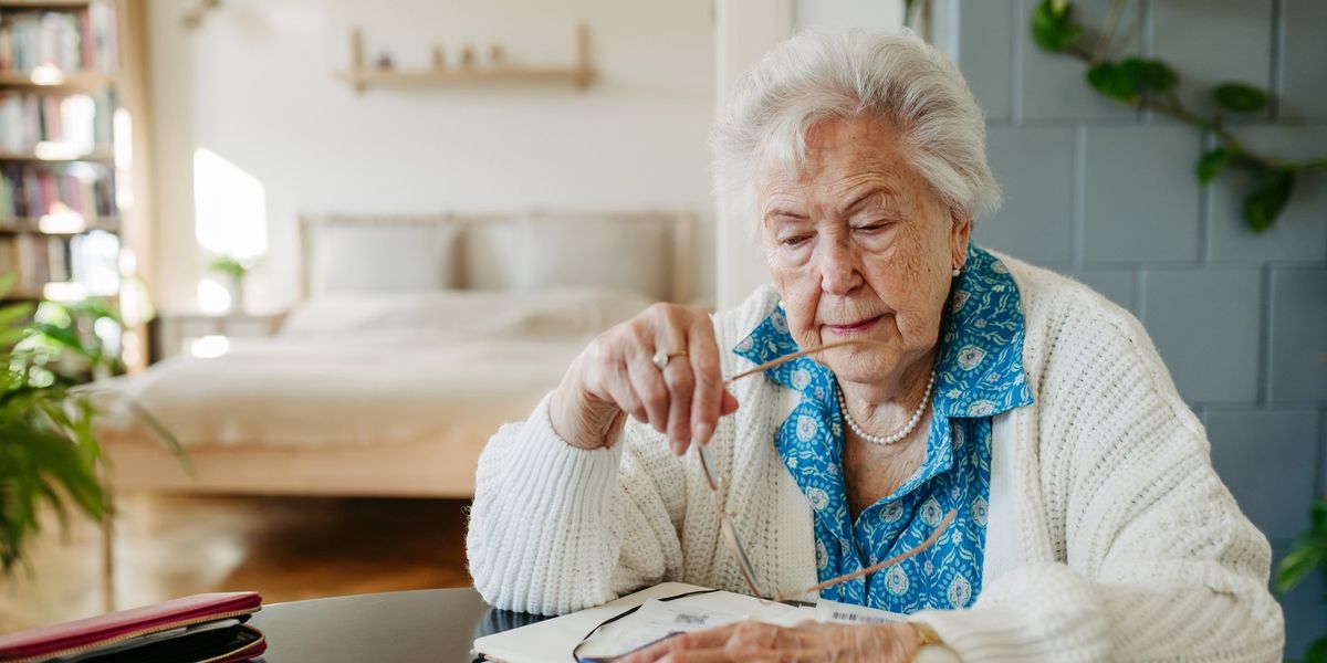 Rachel Reeves’s pensions inheritance tax raids force savers to withdraw £2.3billion from retirement funds Rachel Reeves’s pensions inheritance tax raids force savers to withdraw £2.3billion from retirement funds