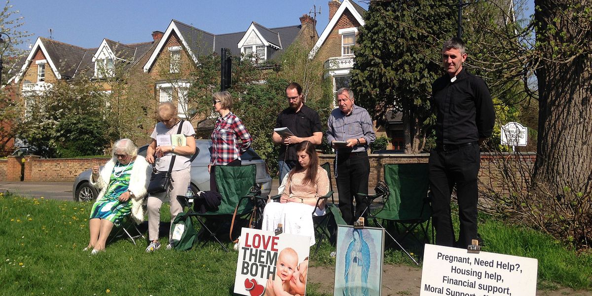 NextImg:Silent prayer in 'safe zones' outside abortion clinics 'could be banned' under Home Office's latest plans