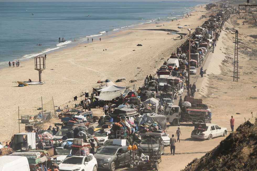 People flee Gaza City