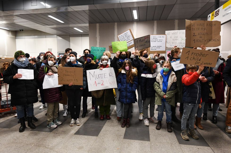 People offer accommodation for refugees who arrive at Berlin's central train station, following Russia's invasion of Ukraine, in Berlin, Germany, March 3, 2022. REUTERS/Annegret Hilse