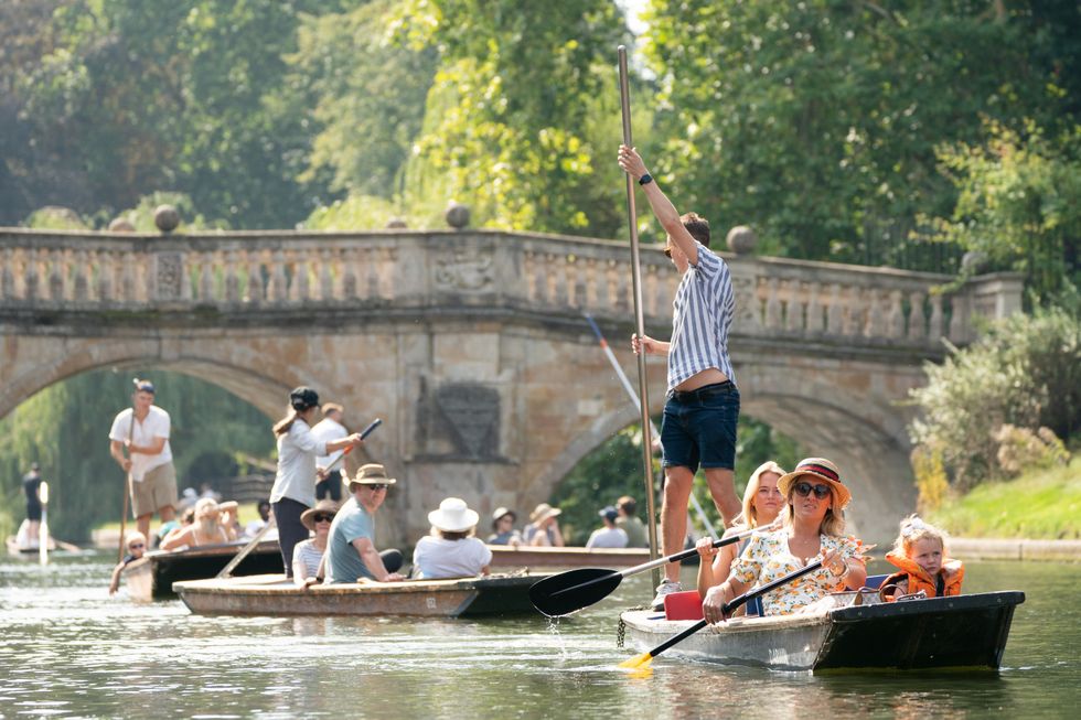 People on punt tours along the River Cam in Cambridge
