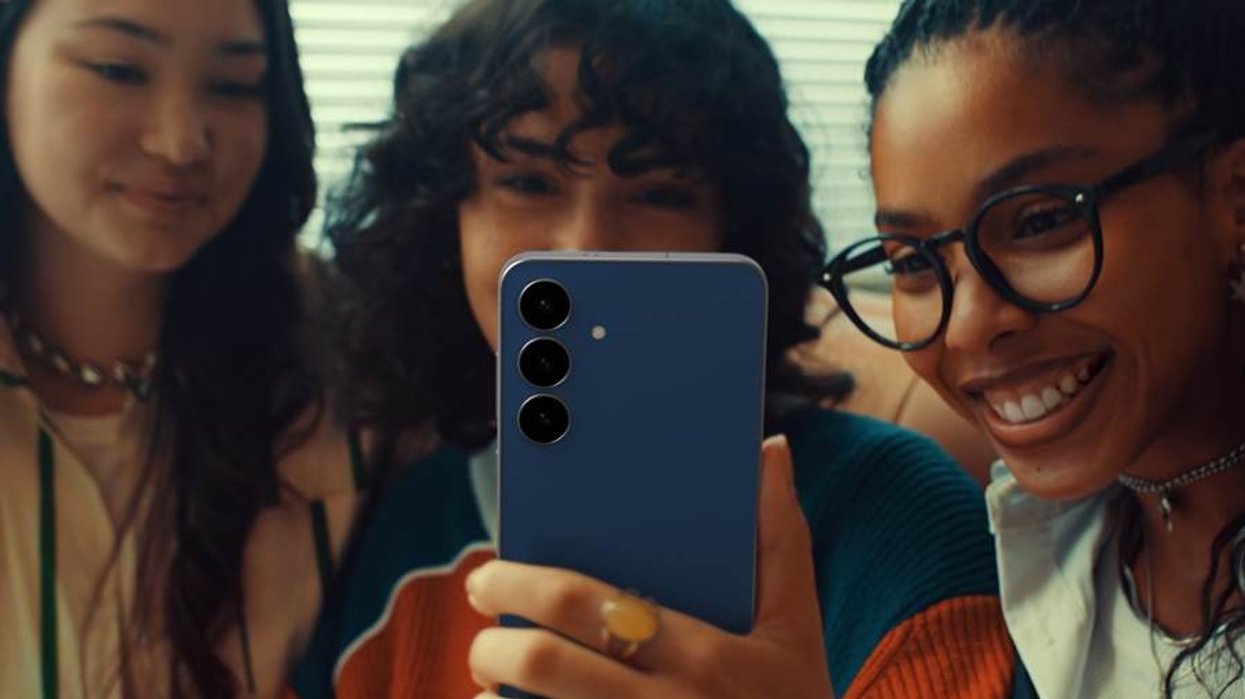 Person holding Samsung mobile