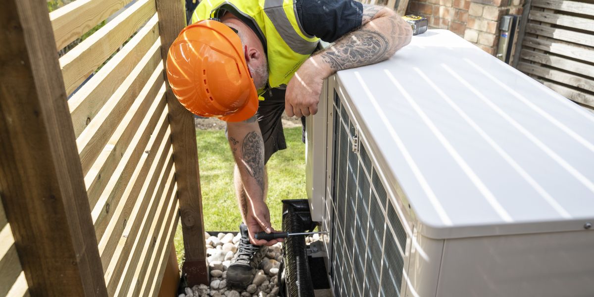 Households warned they could face fine if they refuse to replace gas boilers with heat pumps Households warned they could face fine if they refuse to replace gas boilers with heat pumps