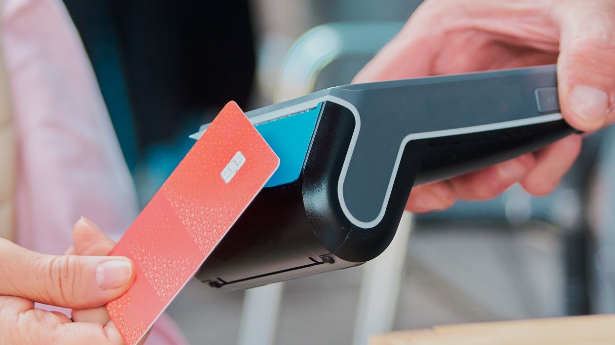 Person uses contactless