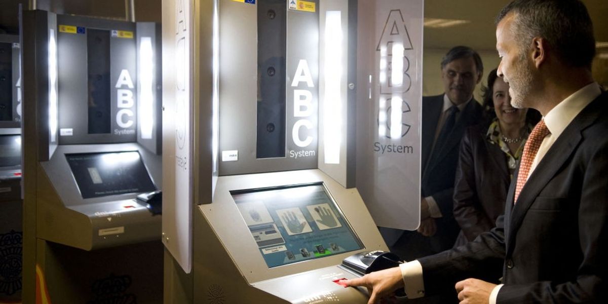NextImg:EU fingerprint checks 'will leave passengers stuck on planes' with congested terminal buildings chaos