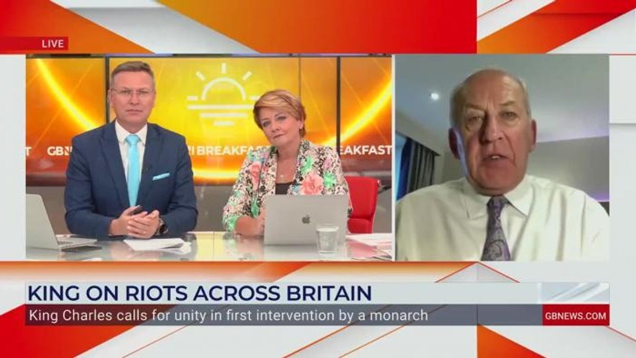 UK riots: Ex-detective demands police focus on ‘lawless hellhole Britain’ after response to unrest: ‘Where has that strength been in recent years?’