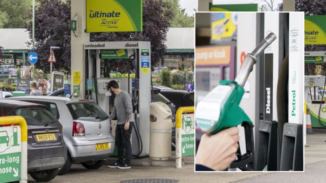Petrol station and a fuel pump