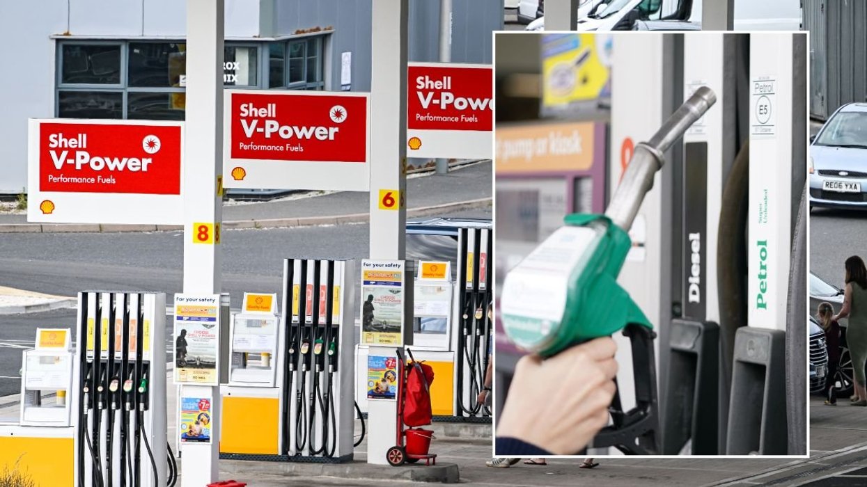 Petrol station and a fuel pump