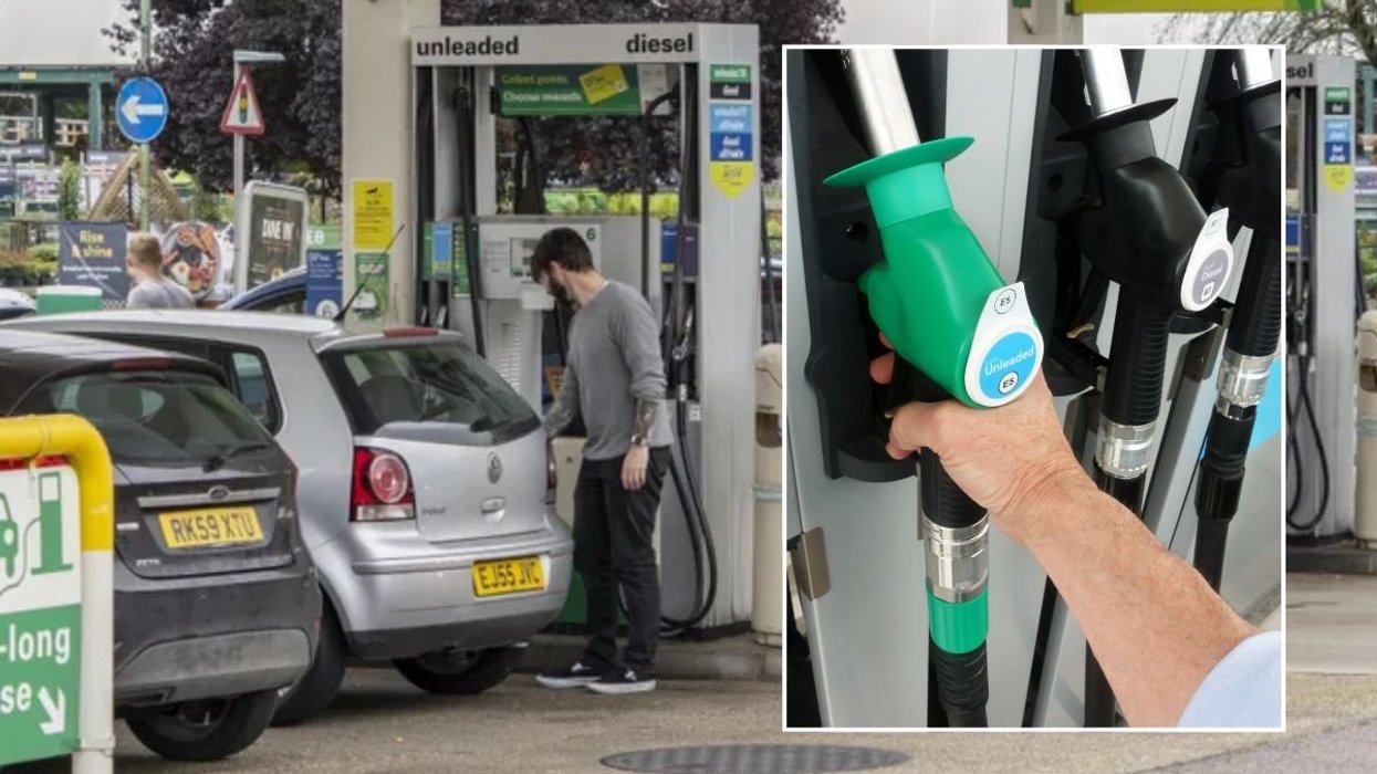 Petrol station and a fuel pump