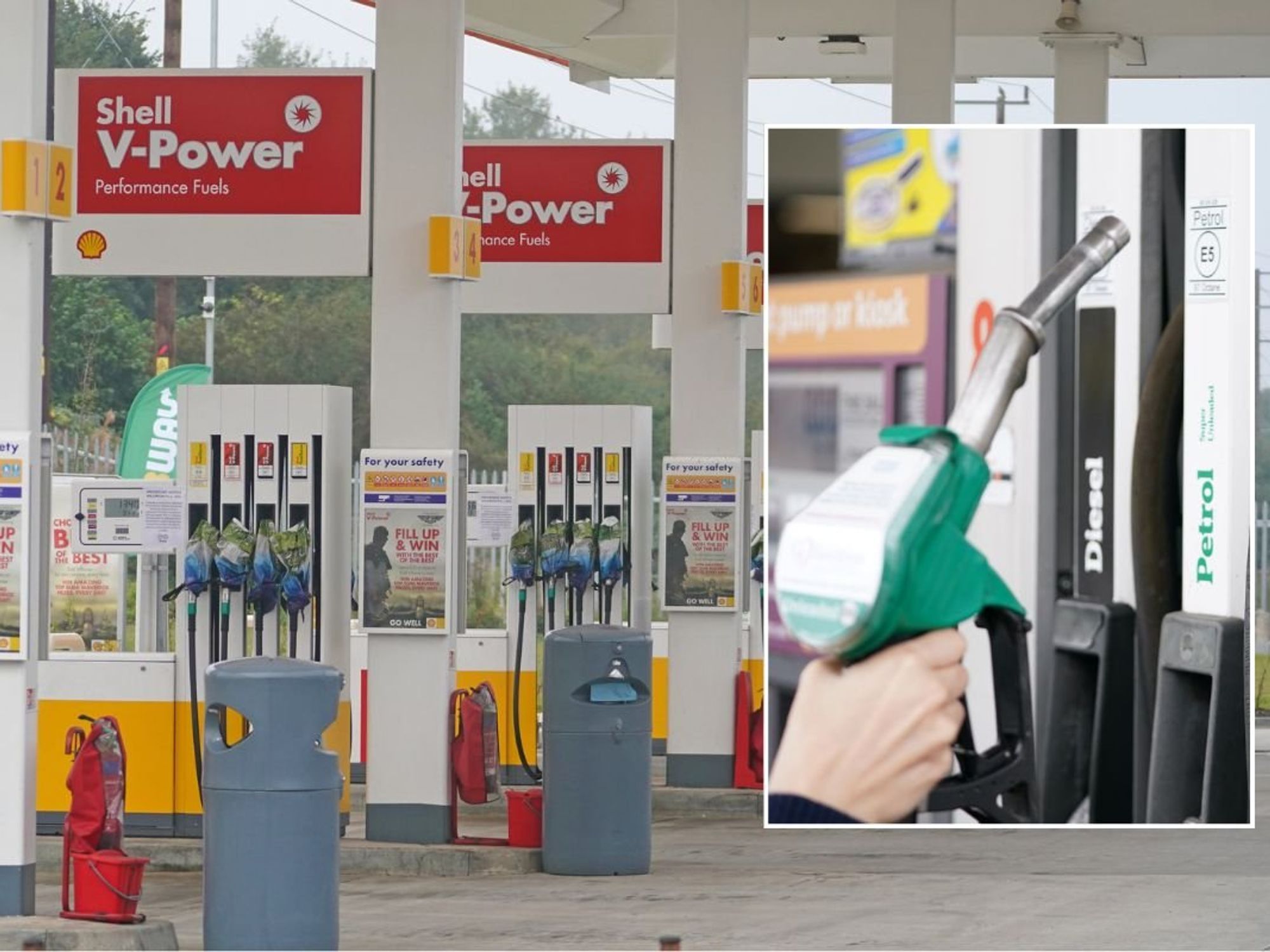 Petrol station and a petrol pump