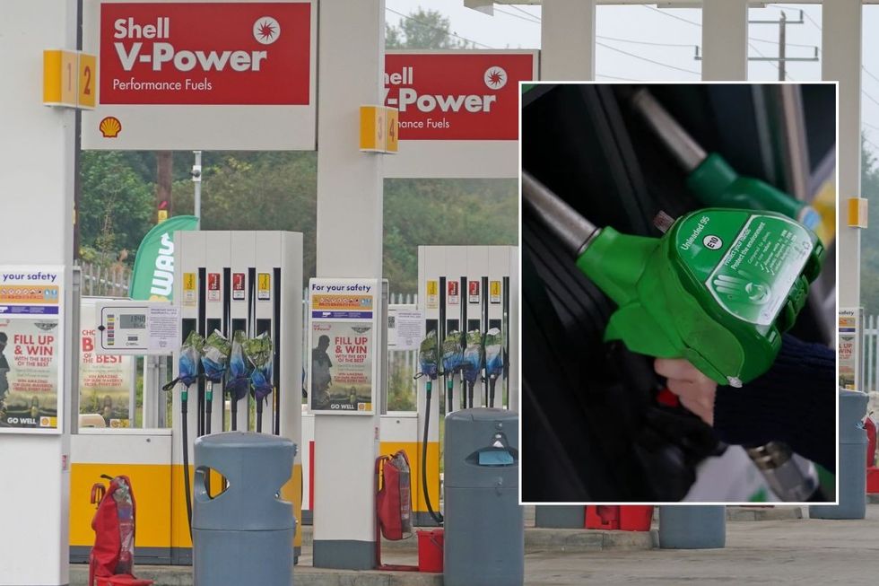 Petrol station and petrol pump