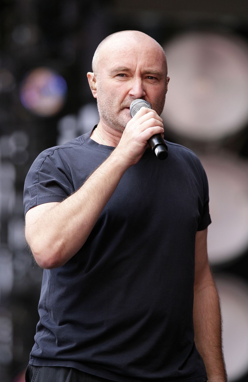 Phil Collins singing