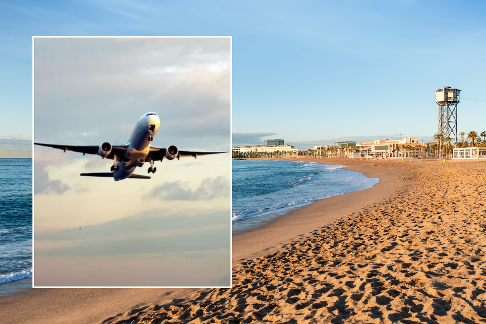 Plane / beach in Barcelona