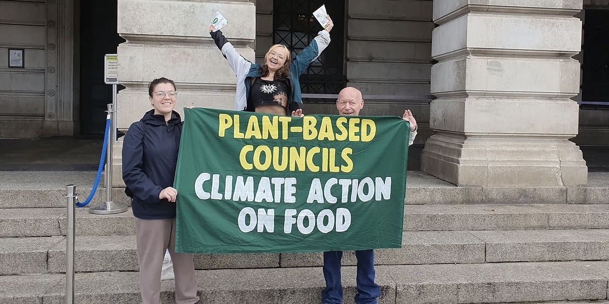 NextImg:Woke Nottingham Council agrees to introduce 100% plant-based menu