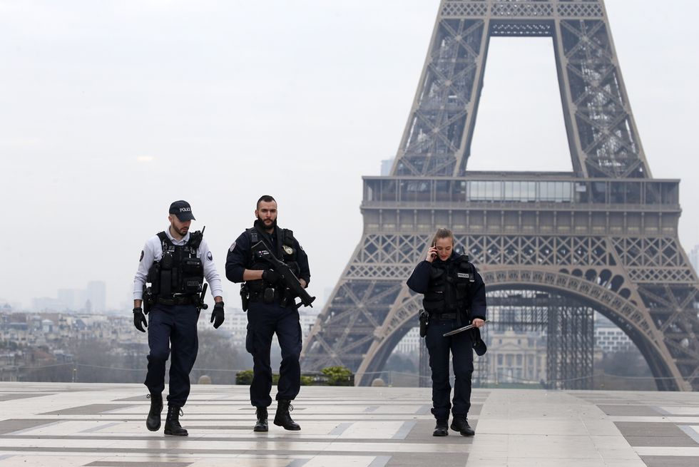 Police in front of Eiffel Tower