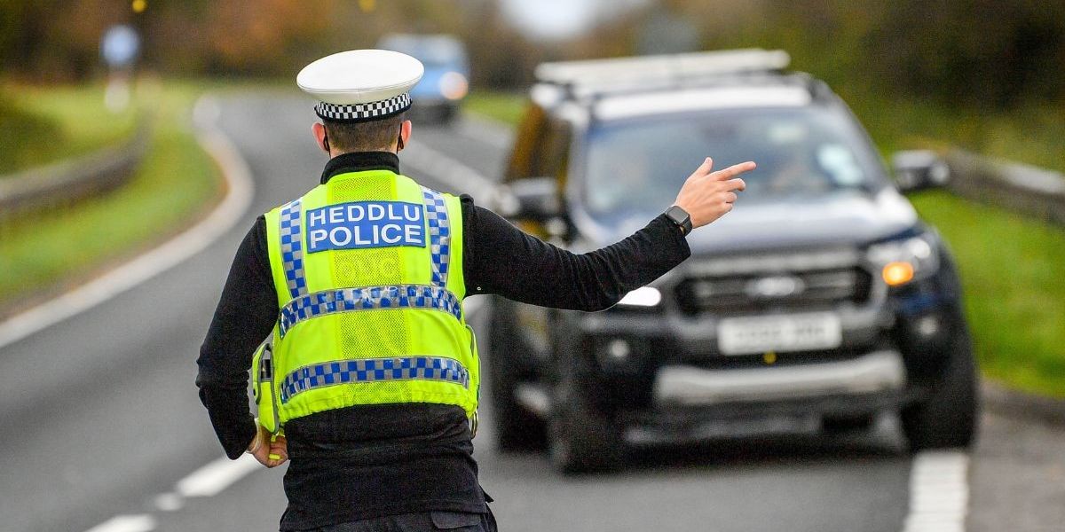 NextImg:Drivers risk traffic chaos as police officers disappear from roads - 'Can only be seen as bad'