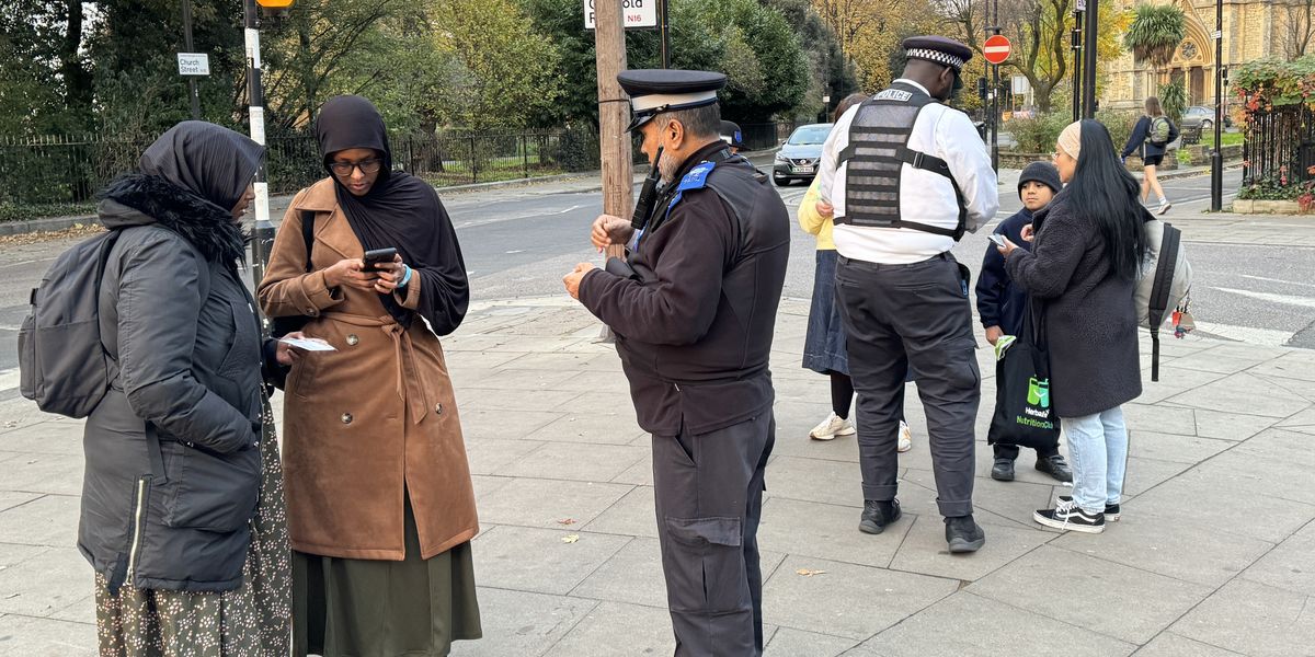 NextImg:Travel warning for tourists visiting BRITAIN as foreign governments urge their citizens to be careful about crime