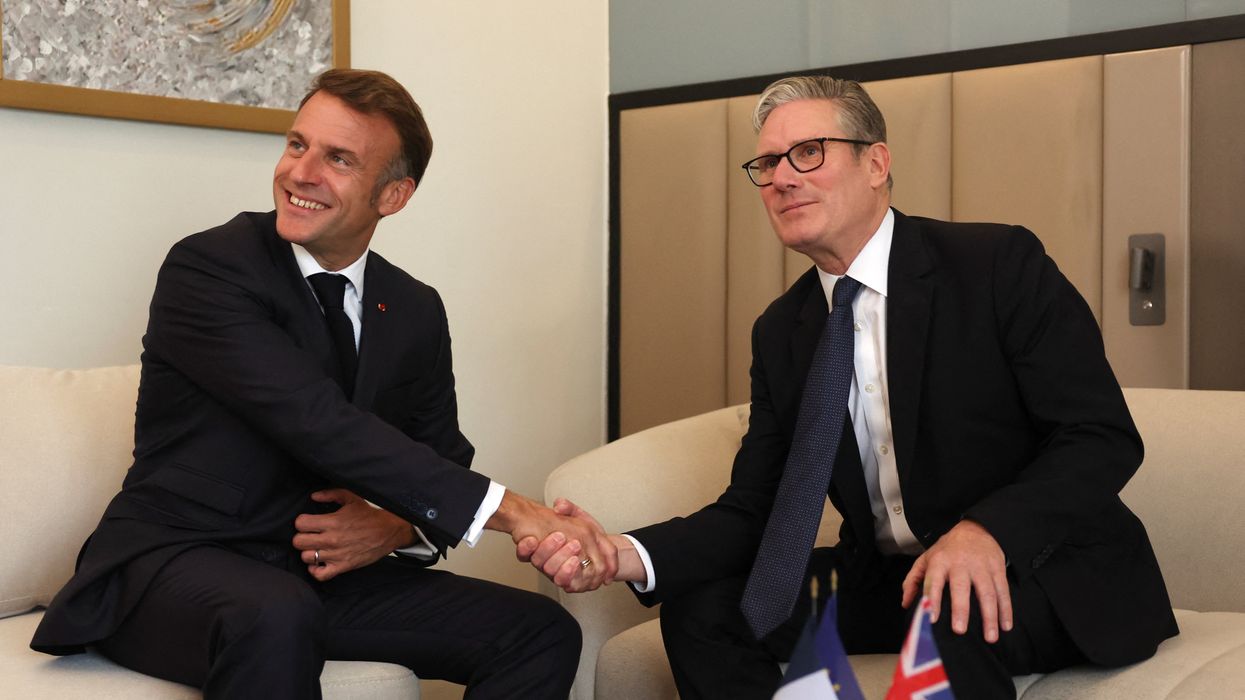 Keir Starmer meets with Emmanuel Macron in Egypt ahead of historic peace deal despite US ambassador slamming 'delusional' Labour