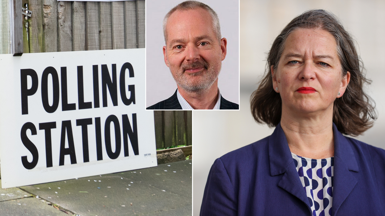 Polling station sign/Mike Jackson/Fleur Anderson