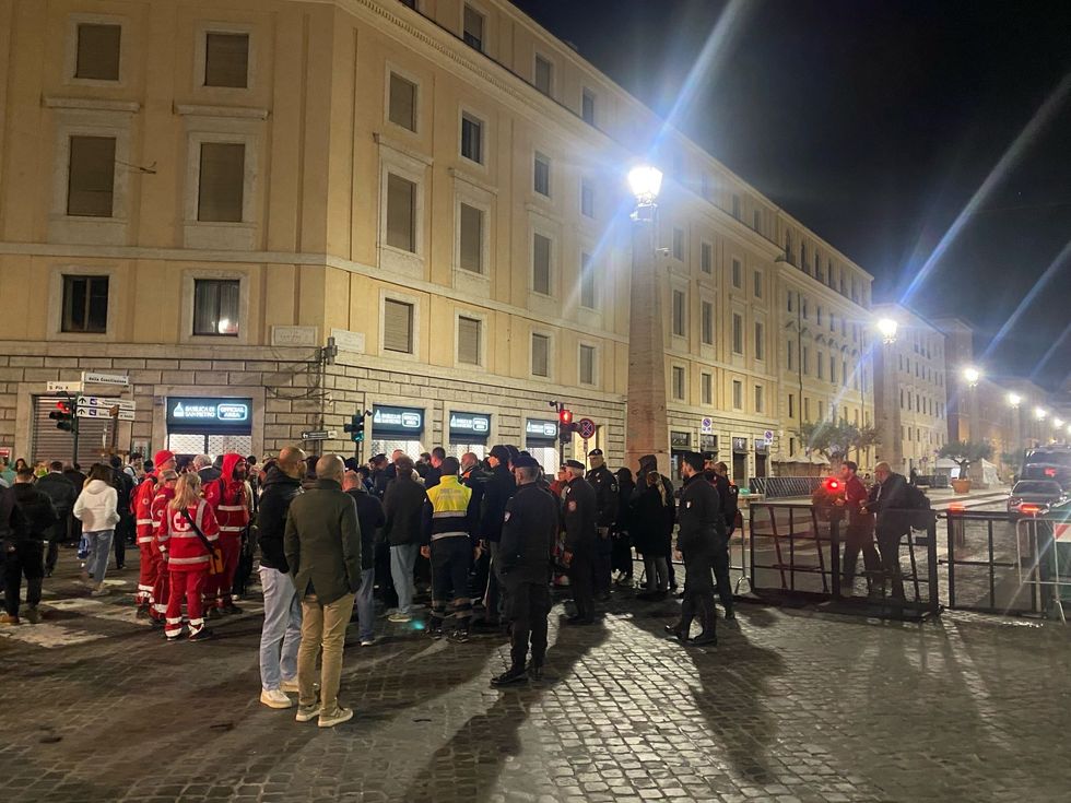 Pope Francis funeral: Mourners queuing through the night with tents and sleeping bags