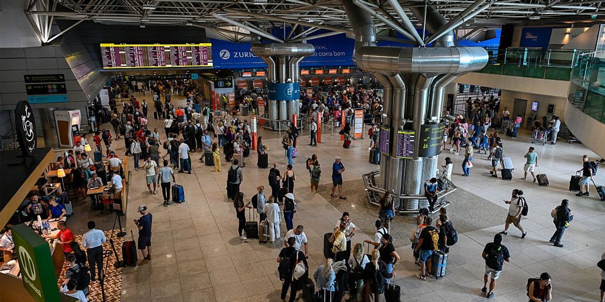 NextImg:Britons issued Portugal travel warning as airport strikes threaten to ruin holidays