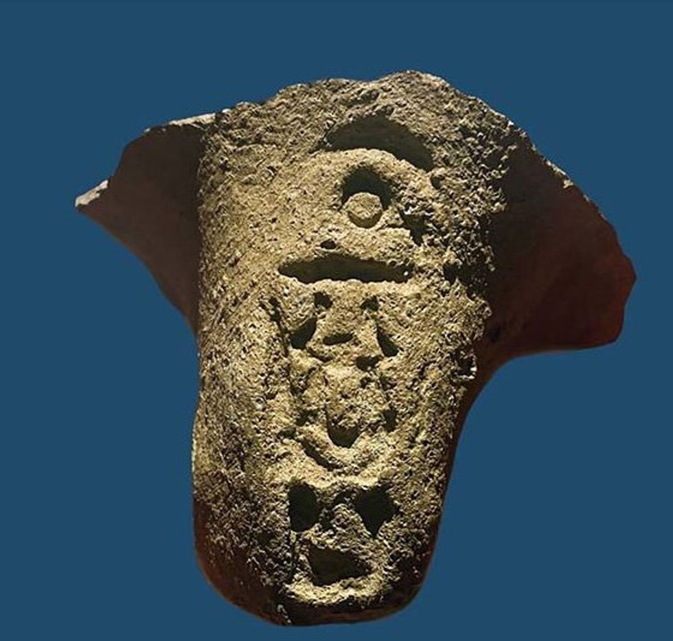 Pottery discovered at Egyptian archeological site