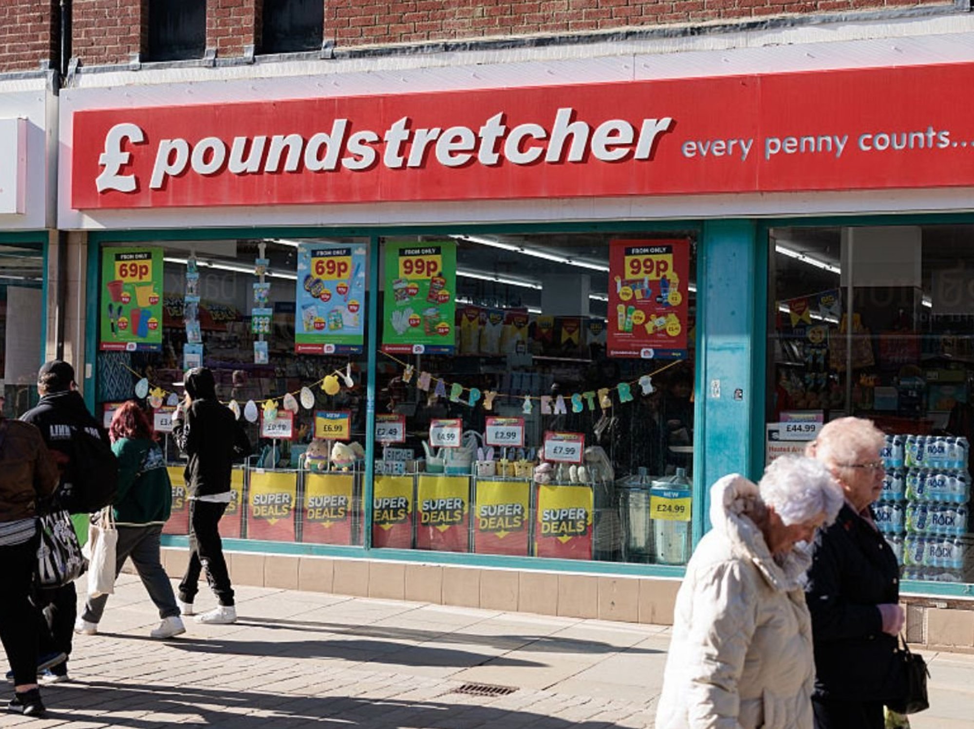 Poundstretcher shop