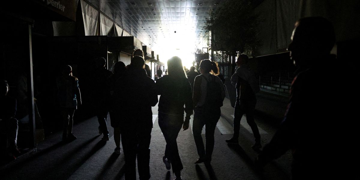 NextImg:'Carnage!' Panic-buying sweeps Spain as blackout fears spark Madrid to declare state of emergency