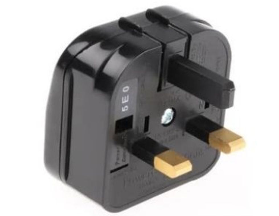 PowerConnections Europe to UK Mains Connector Converter (13A)